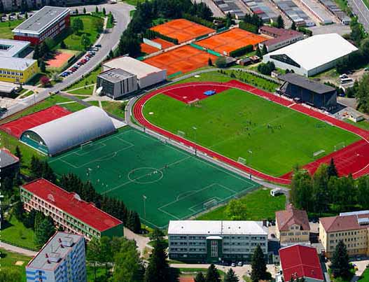 çok amaçlı halı saha